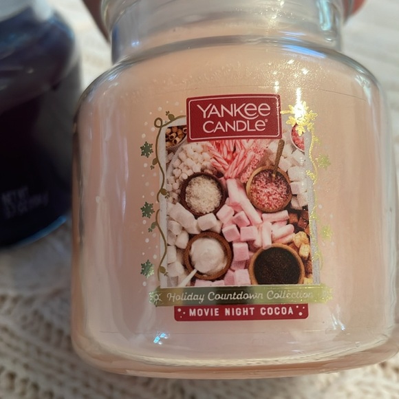 New Yankee Candles 3 in lot Mediterranean Breeze/Water Garden/Movie Night Cocoa - Picture 11 of 11